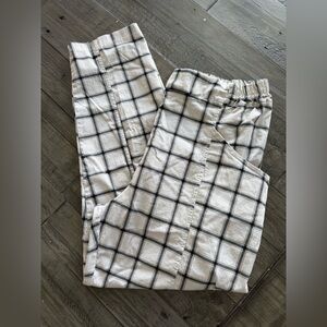 🛍️$5 SALE - Le Nove Made in Italy Plaid Pant, one size.